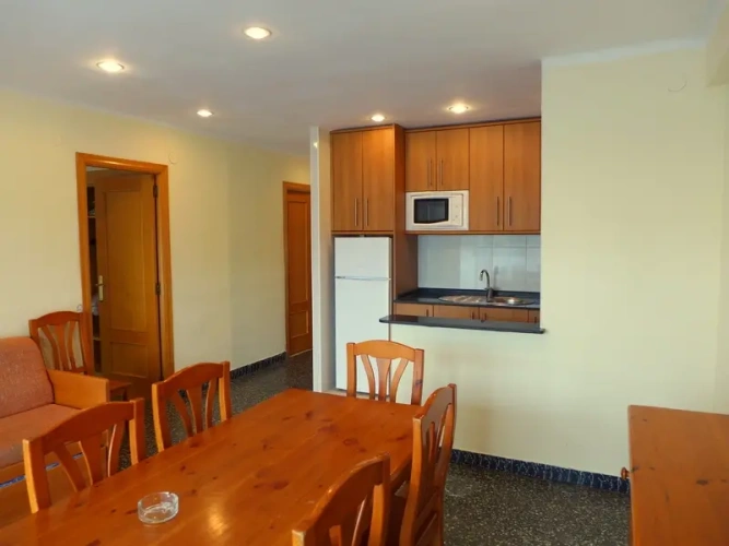 3 Bedrooms Bed in Dorm with balcony