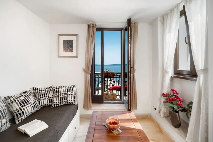 Luxury Apartment Perko