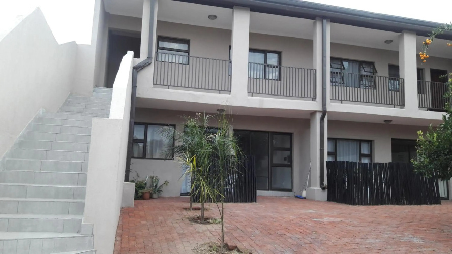 Self-catering Studio, Unit 6 on Krupp