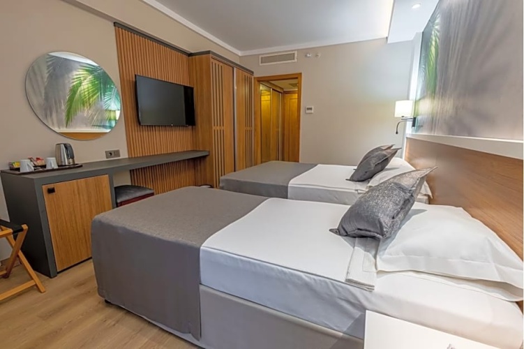 Family Deluxe room