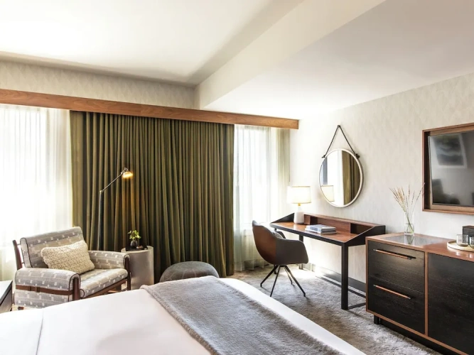 Premium Double room with city view