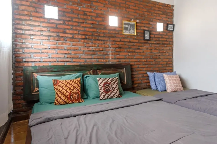 Deluxe Quadruple room
