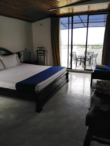 Travel Blue Hotels