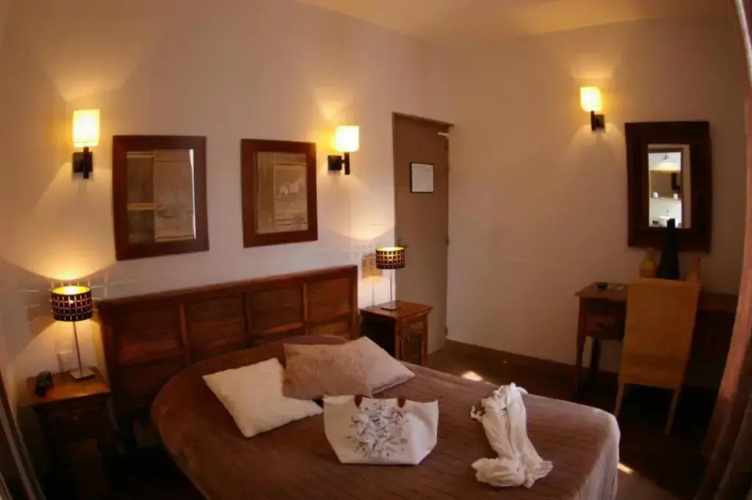 Logis Hotel Le Cheval Noir