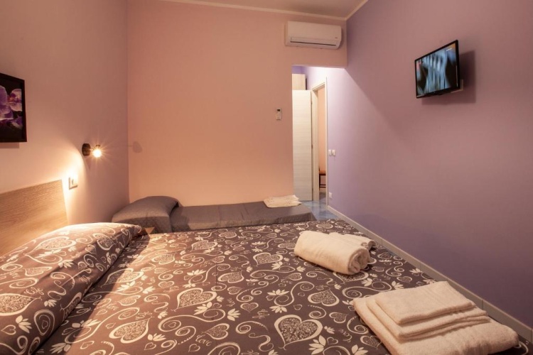 Standard Quadruple room with balcony