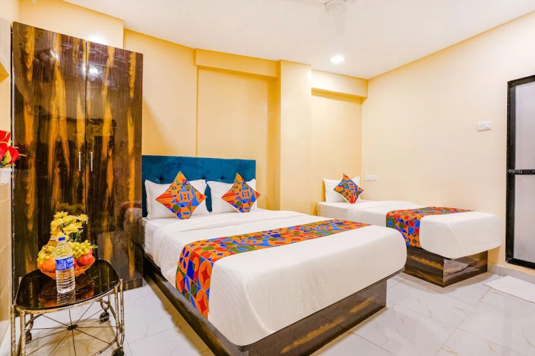 Fabexpress Kurla Inn