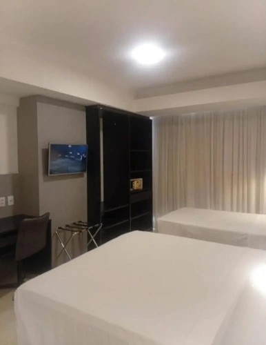Classic Triple room with city view