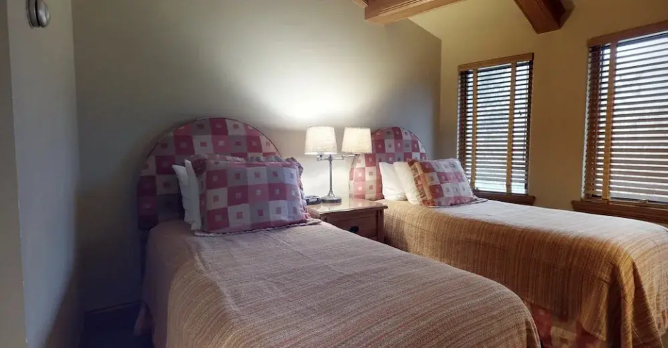 Vail Village Plaza Lodge 2 Bedroom Plus Loft