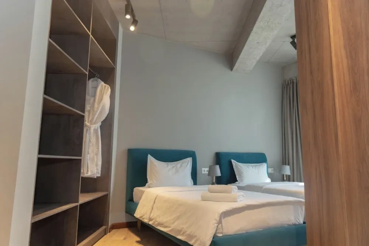 Standard Twin room with balcony and with city view