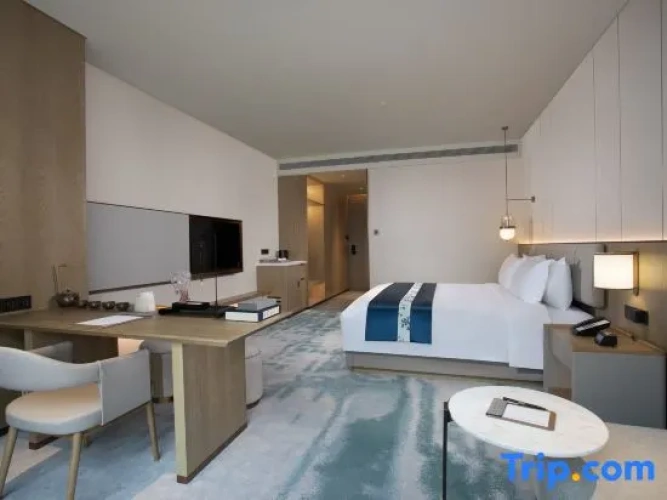 Deluxe Double room with garden view