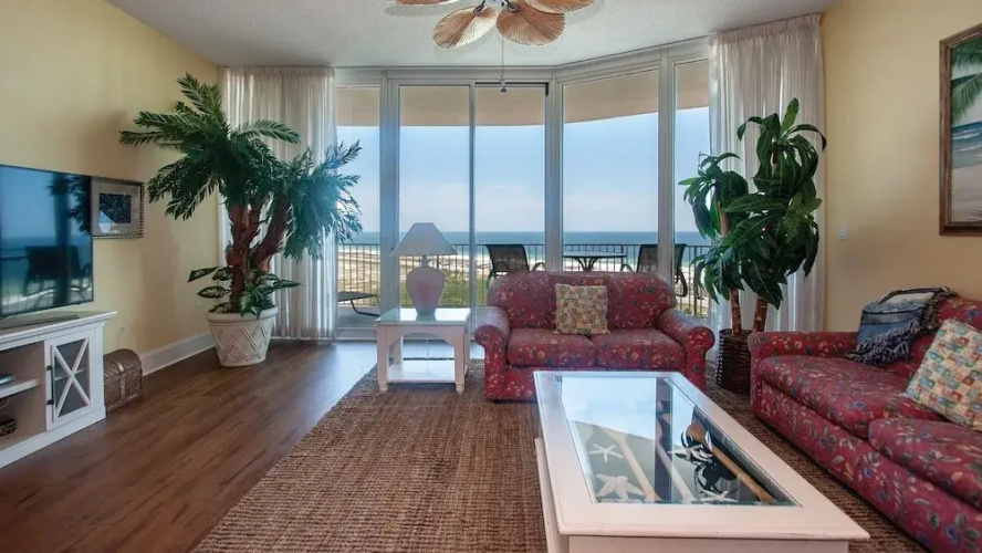 Crbph11 3 Bedroom Condo