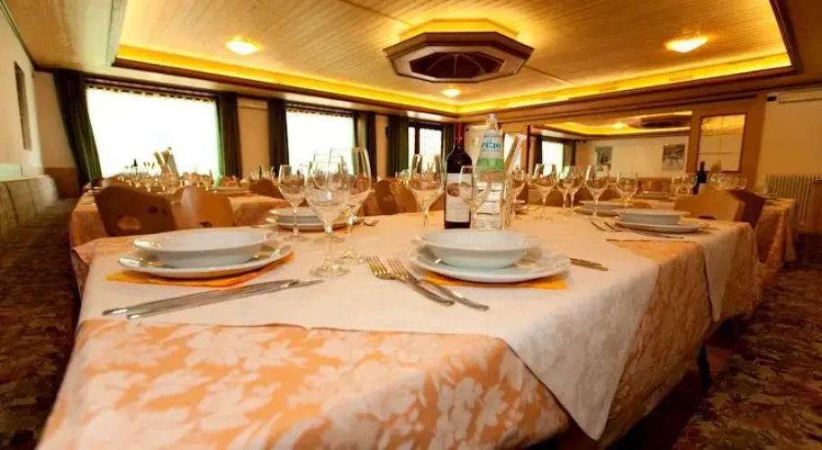 Due Laghi - Hotel
