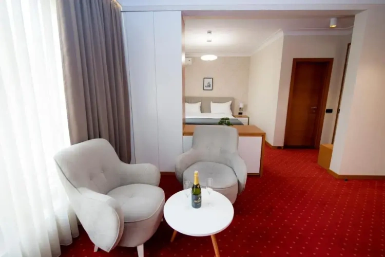 Deluxe Double Suite