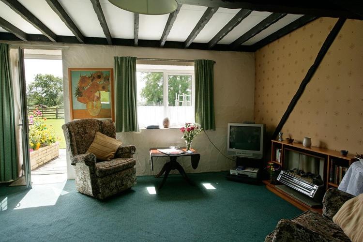 1 Bedroom Cottage