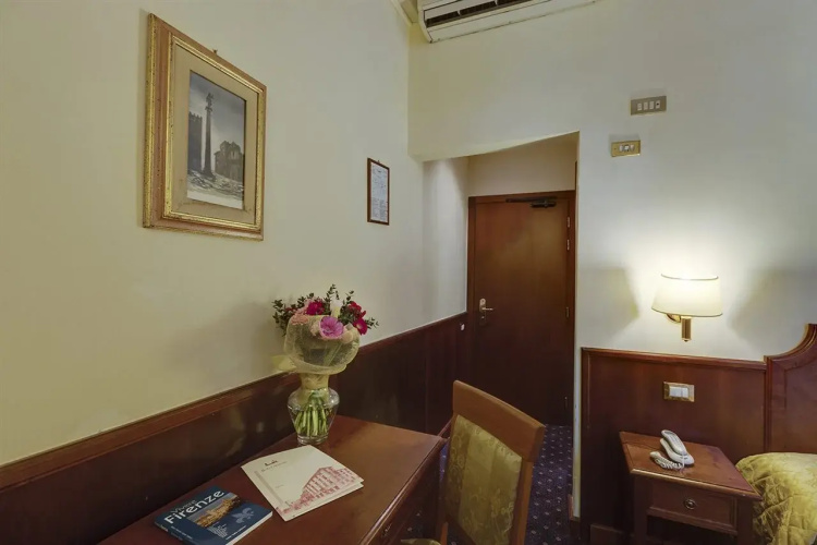 Hotel Arizona