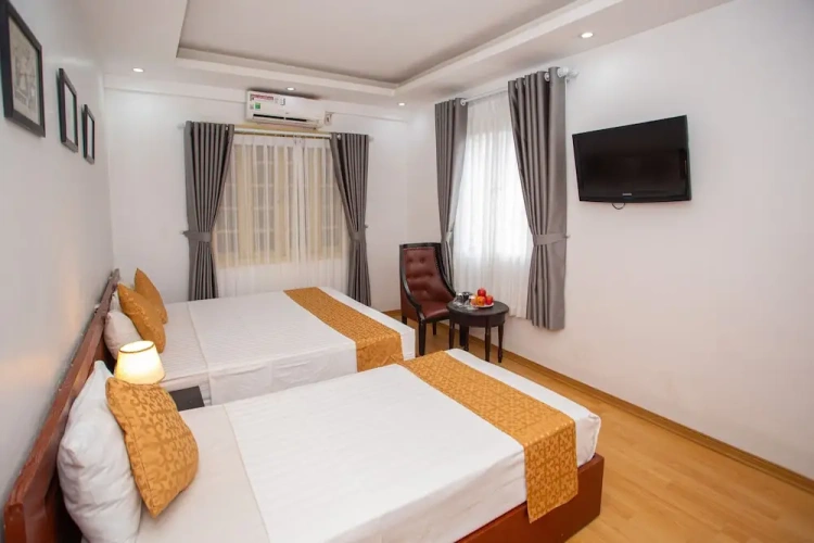 Standard Family room with city view