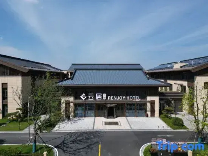Renjoy Hotel