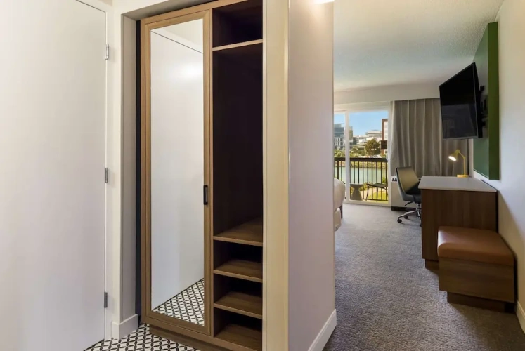 Double Suite