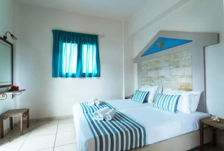 1 Bedroom Triple Apartment