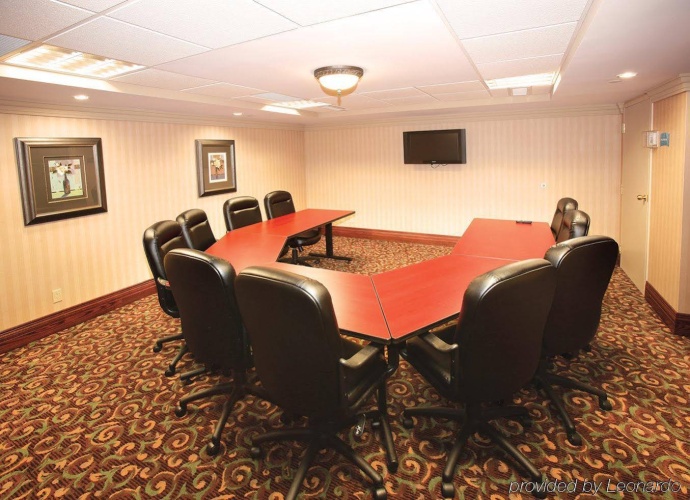 Executive Residency By Bw Toronto-Mississauga photo 24