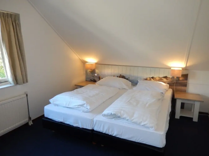 3 Bedrooms Classic Cottage