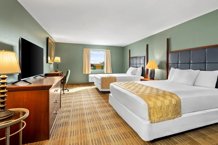 Standard Quadruple room