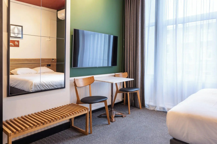 Weber Hotel