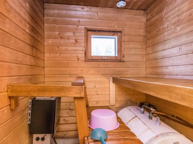 Lomapesä 10a