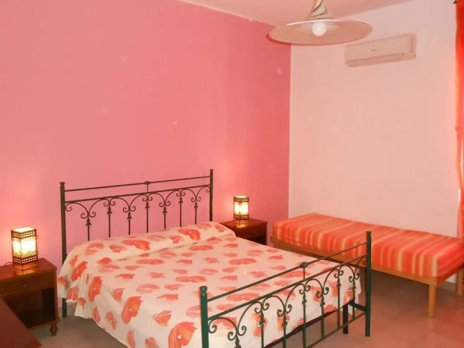 3 Bedrooms Apartment