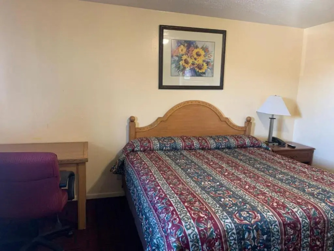 Budget Inn