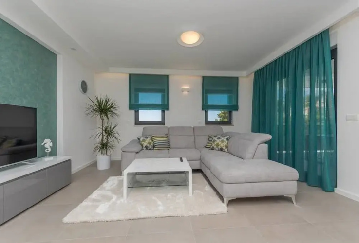 Villa VID