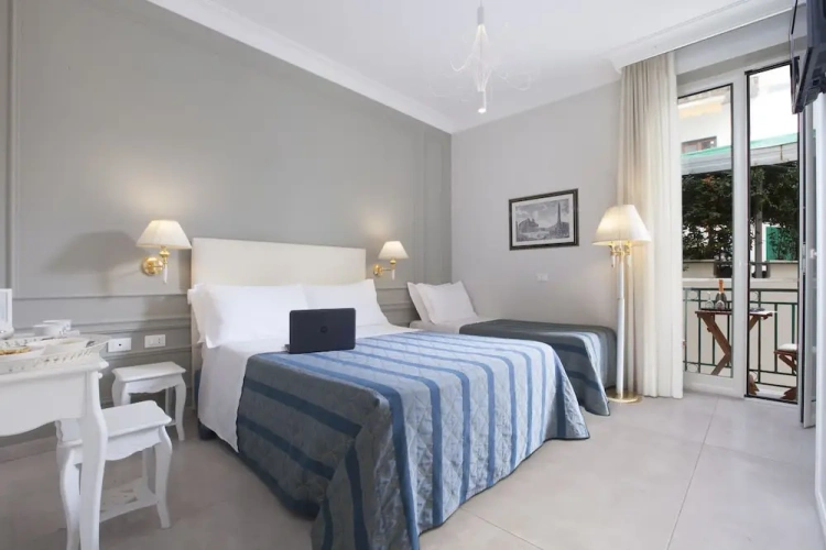 Superior Triple room with balcony