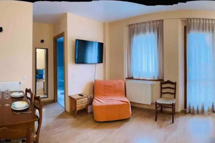 Luxury Apartment Llops HUT-7760 , 5 pax