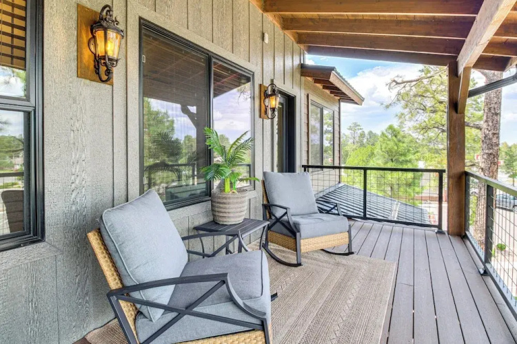 Brand New Modern Mountain Loft in Show Low