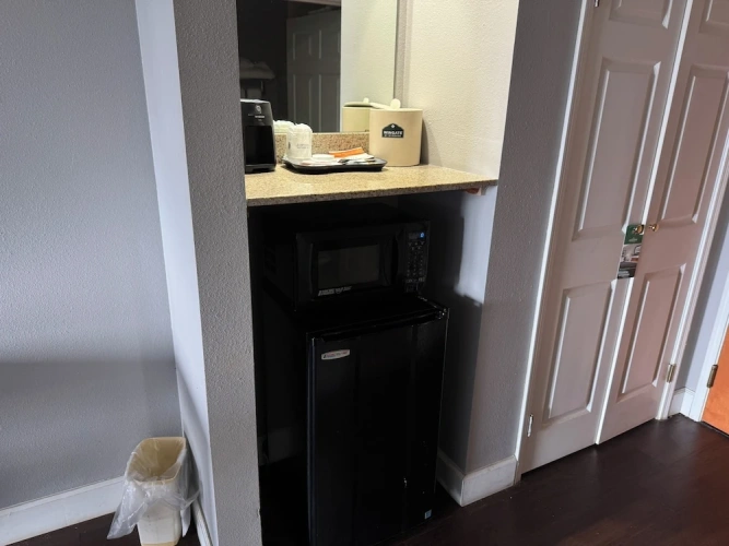 1 Bedroom Deluxe Suite