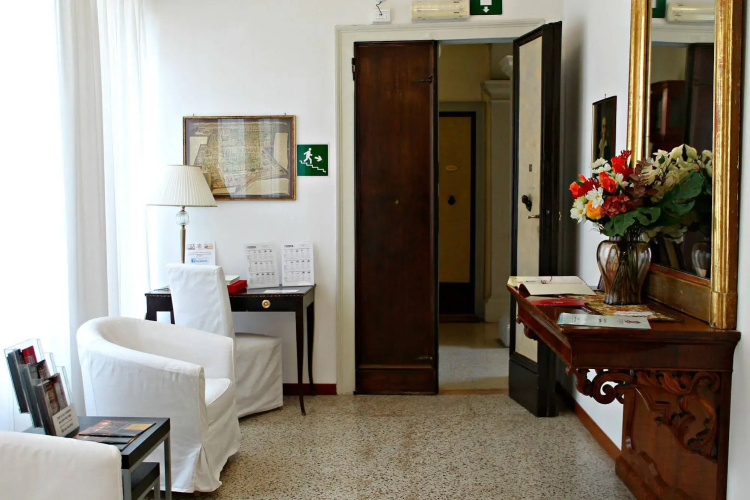 Ca' Foscolo Residence