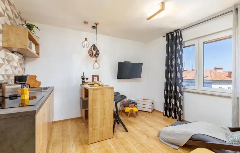 Nice Apartment in Pula With Wifi and 1 Bedrooms