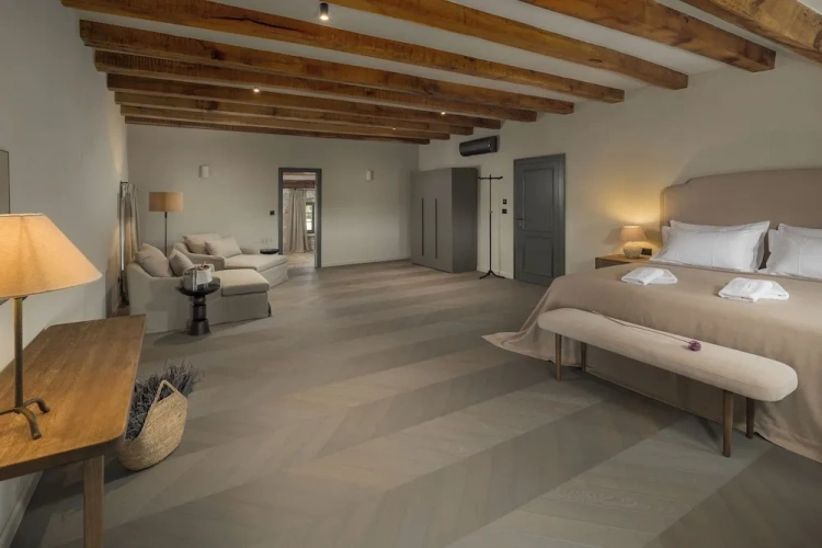 Luxury room
