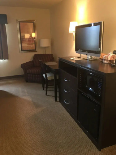 AmericInn Monmouth