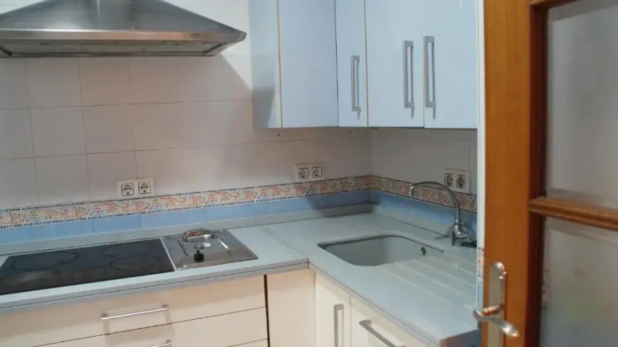 3 Bedrooms Apartment