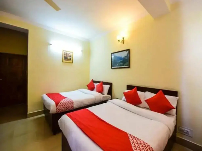 Anand Palace Hotel