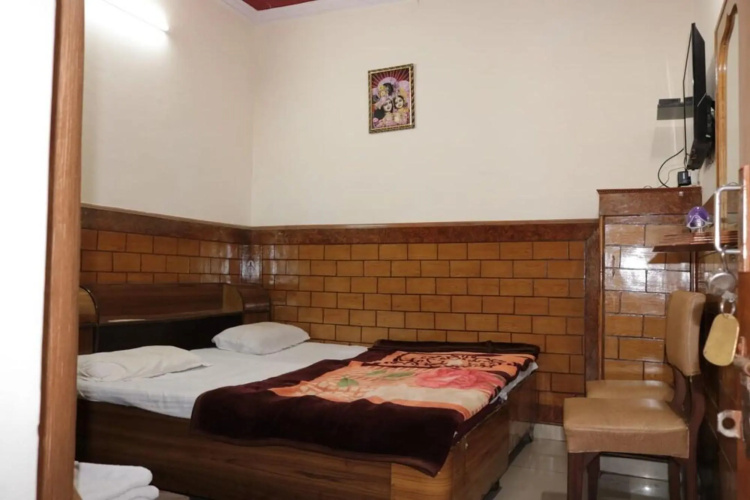 Hotel Suri