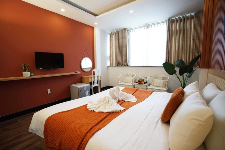 Deluxe Double room with city view