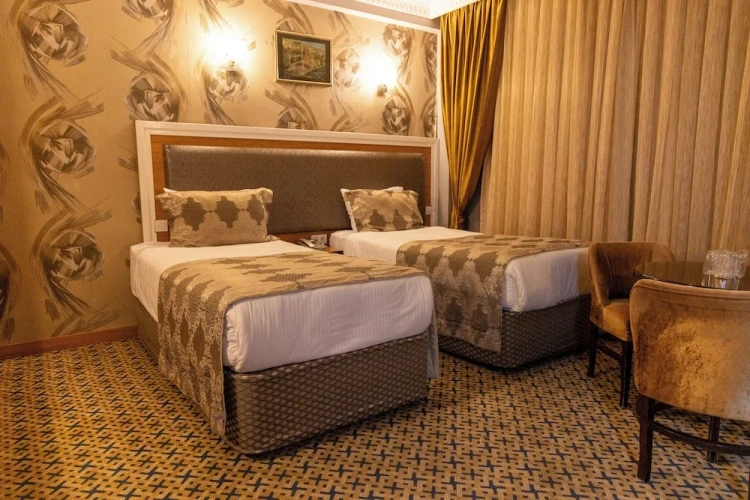 Deluxe Quadruple room