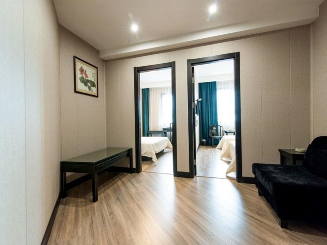 Triple Suite
