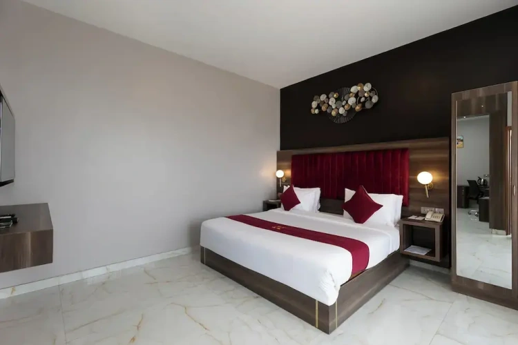 Executive Double Suite with lake view