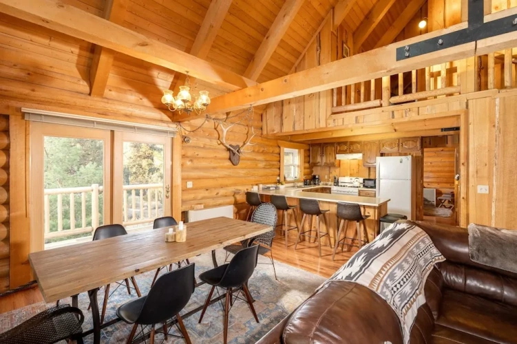 3 Bedrooms Cottage