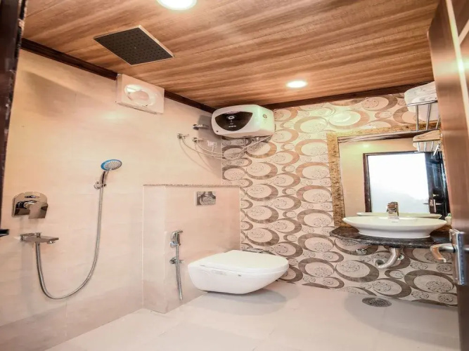 City Galaxy Inn By OYO Rooms