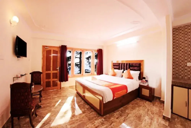 Goroomgo Kalra Regency Shimla