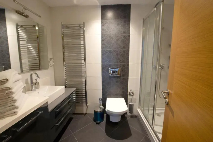 Three bedroom Duplex apartment with large terrace